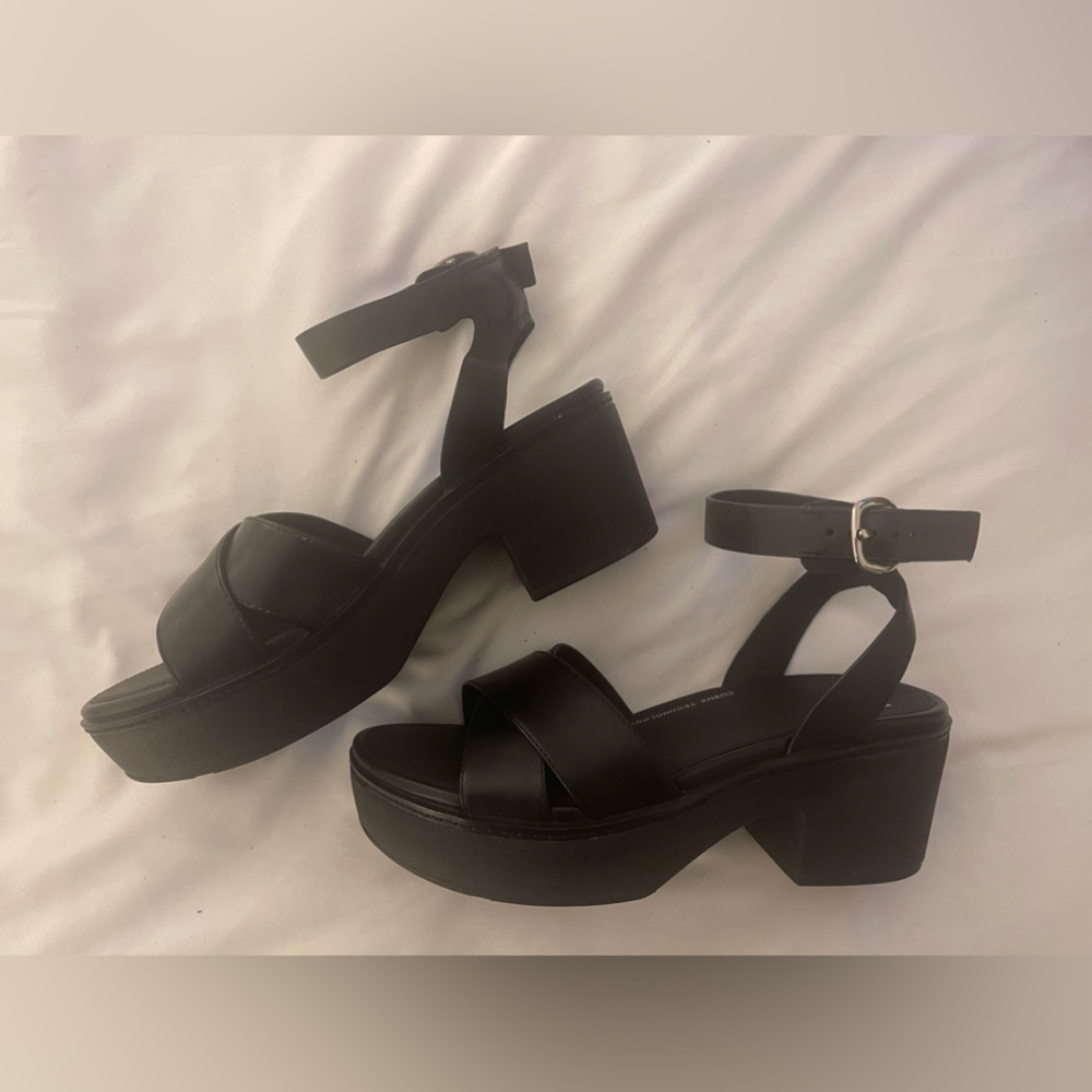 Fit Flop Pilar Platform Sandals